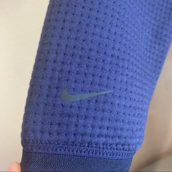 NWT NIKE Sportswear City Ready Women's Fleece Crew Cropped Top Sweatshirt - Picture 11 of 16